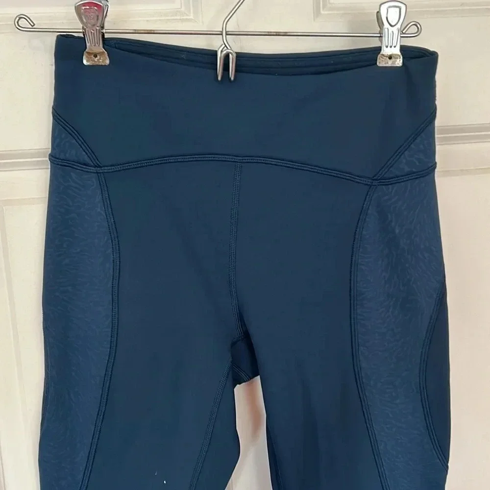 Lululemon cold pacer high-rise tight leggings size 4 blue nocturnal shift & boss